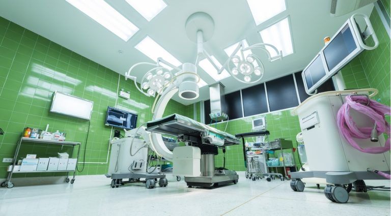 PMR i Upper Finance: dynamiczne wzrosty na rynku chirurgii robotycznej